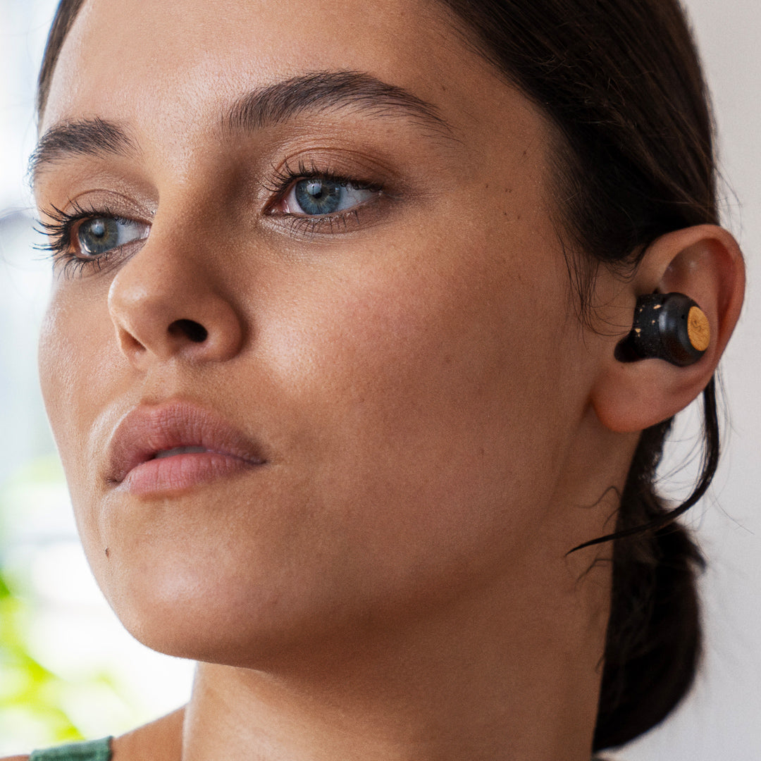 Signature Black | Champion 2 True Wireless Earbuds