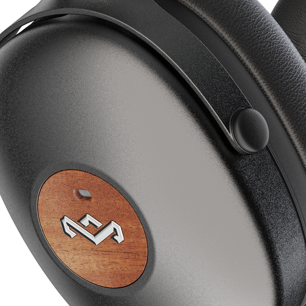 Signature Black